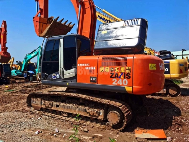 Hitachi ZX240-3 