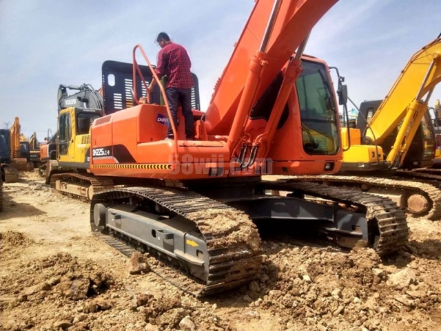 Doosan DH225-9 