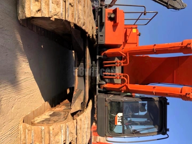 Hitachi ZX670 