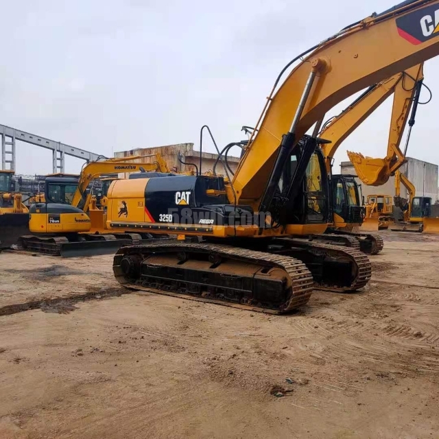 Caterpillar 325D2 