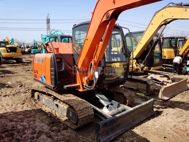 Hitachi ZX60 