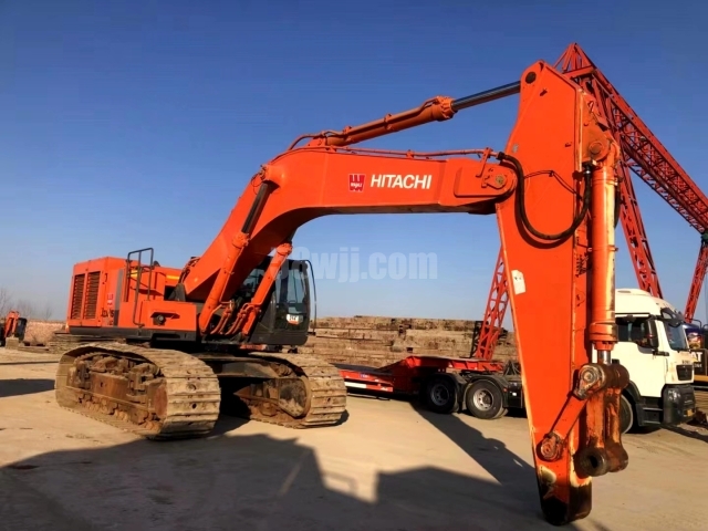 Hitachi ZX670 