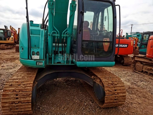 Kobelco SK135SR 