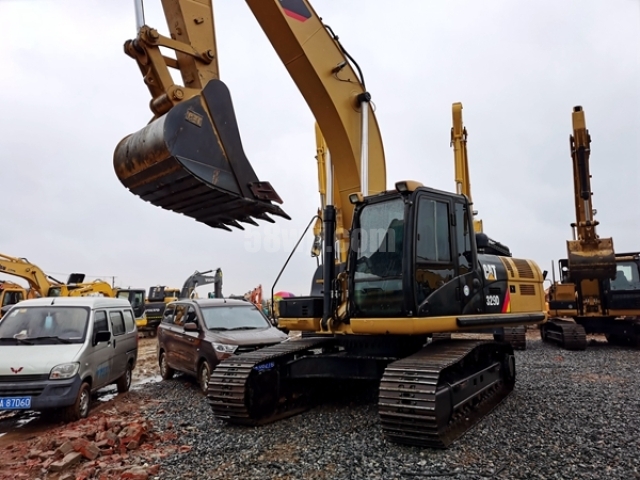 Caterpillar 329D 