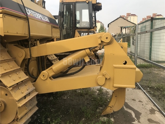 Cat D7H Bulldozer