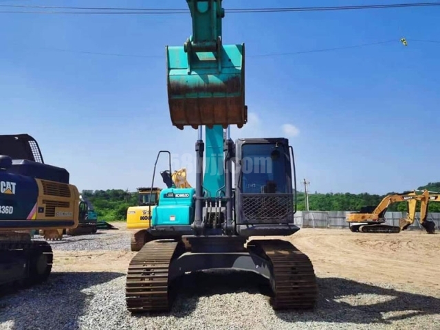 Kobelco 200D