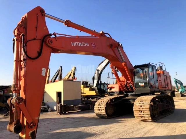 Hitachi ZX670 