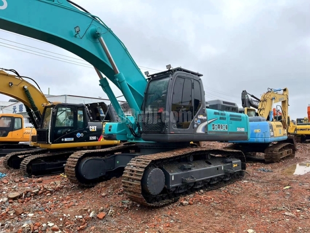 Kobelco SK480 