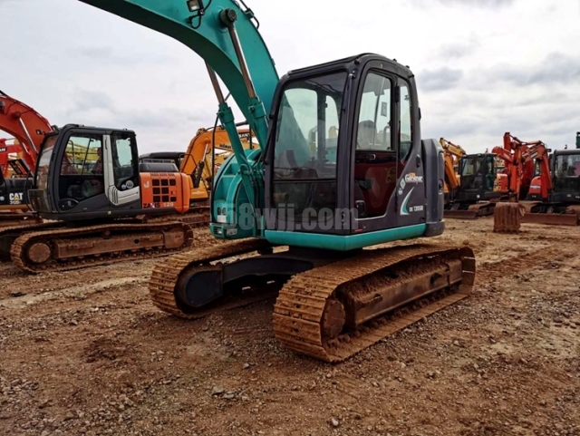 Kobelco SK135SR 