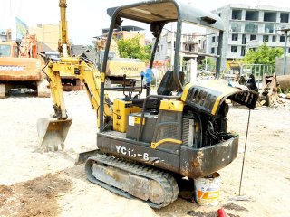 玉柴YC13-8挖掘机