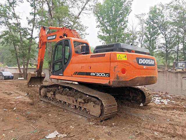 Doosan DX260