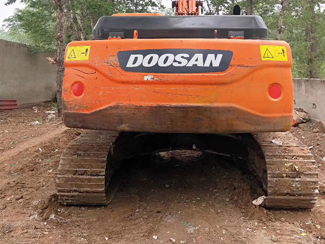 Doosan DX260