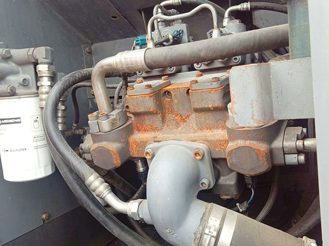 Hitachi ZX240-3G 