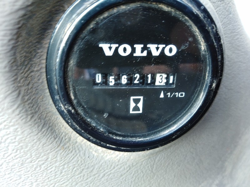 Volvo 380D 