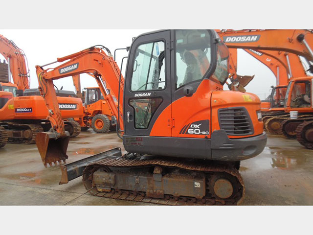 Doosan DX60 