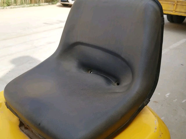 Kubota U-008 